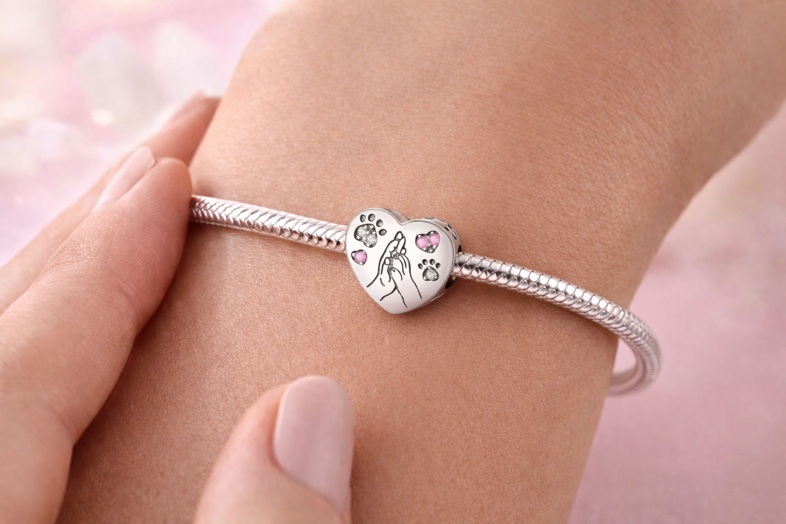 Charm Corazón con Huellas de Gato y Perro en Plata 925 Compatible con Pulsera Pandora