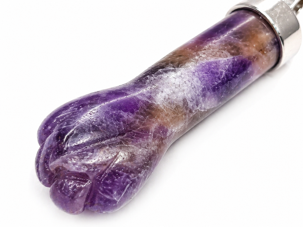 Colgante de amatista natural en forma de puño | Plata 925