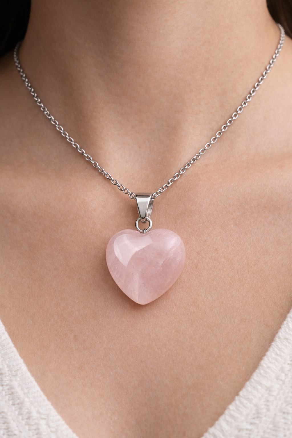 Collar Corazón de Cuarzo Rosa Natural | Acero Inoxidable Hipoalergénico | IDELUSH